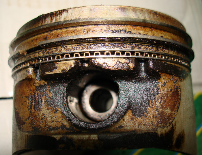 Как провести замену поршневых колец самостоятельно?