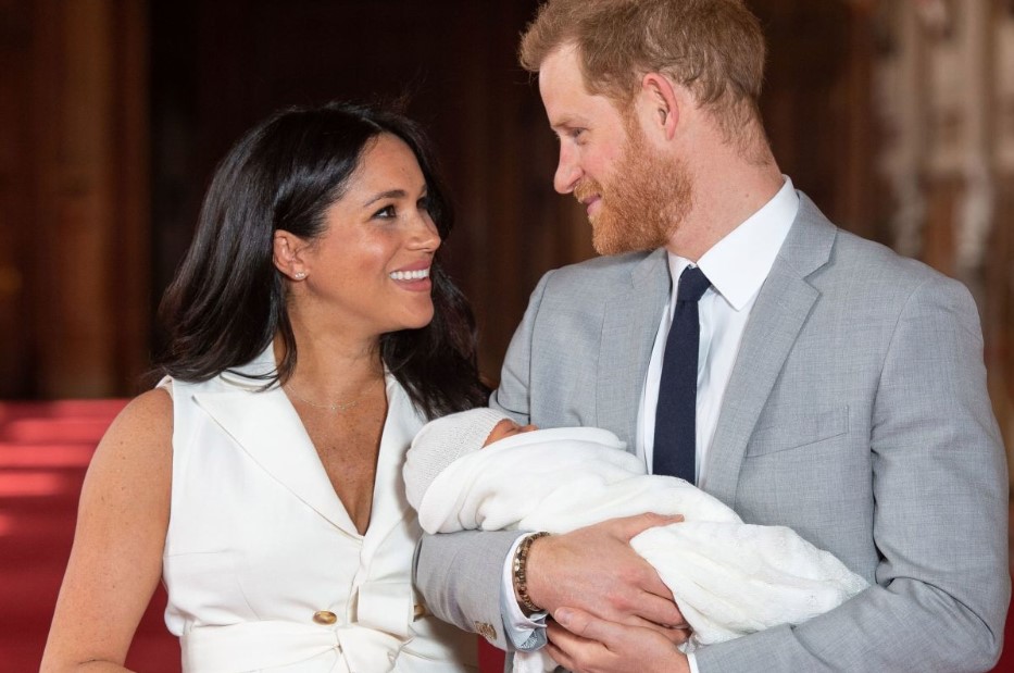 Как вытерпеть герцогиню: Няня ребёнка Меган Маркл и принца Гарри уволилась через две недели работы