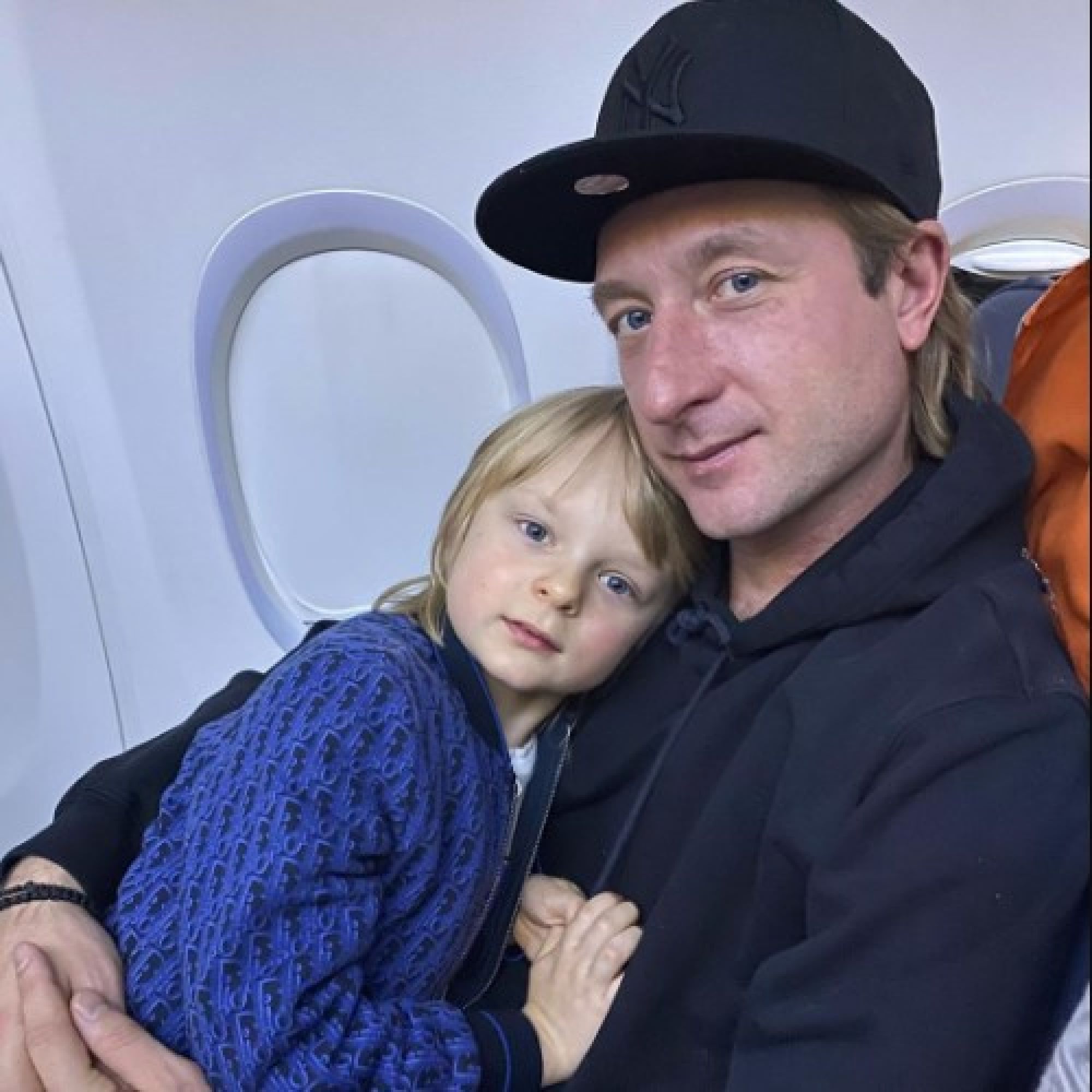 Яна Рудковская и Евгений Плющенко обратились в полицию, опасаясь за жизнь своего 6-летнего сына