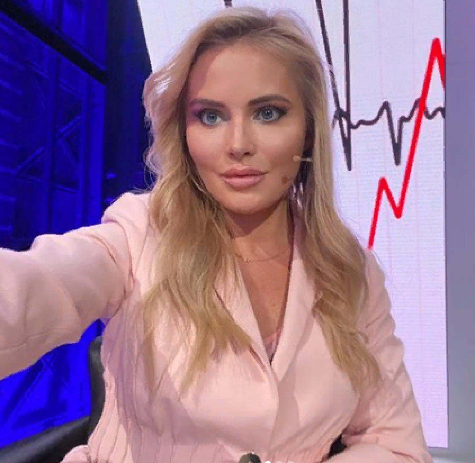 Дана Борисова пожаловалась на слабость, фанаты заподозрили у артистки коронавирус
