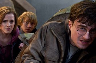 Гарри, Рон и Гермиона на первом кадре «Гарри Поттера: Возвращение в Хогвартс»