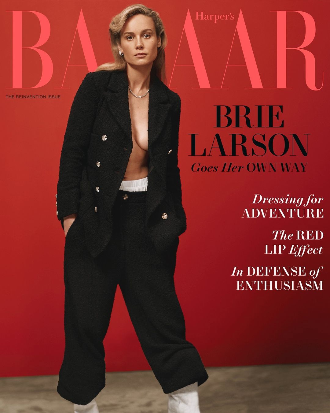 Звезда «Капитана Марвел» Бри Ларсон засветила грудь, снявшись в прозрачном топе