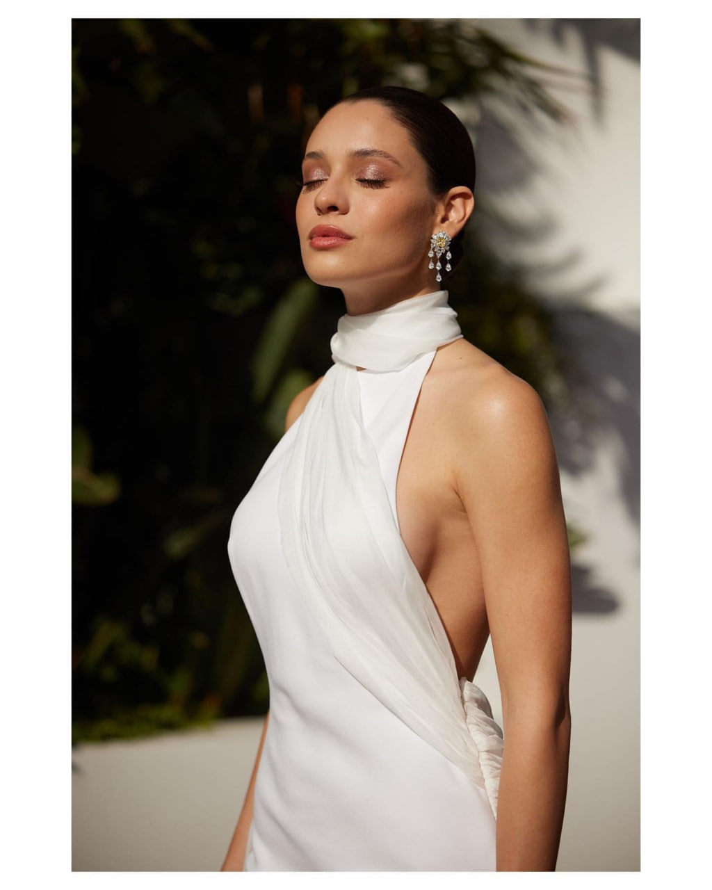 Звезда «Форсажа 10» Даниэла Мелшиор появилась в нежном платье в Каннах Звезда «Форсажа 10» Даниэла Мелшиор появилась в нежном платье в Каннах