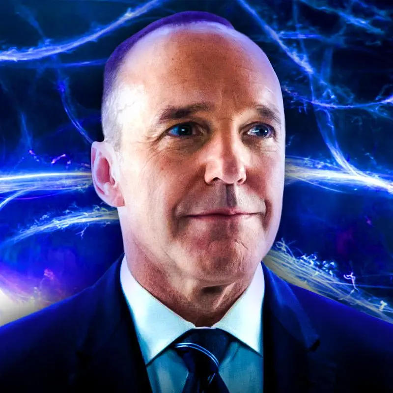 MCU: сыгравший Фила Коулсона актер прокомментировал возможное возвращение MCU: сыгравший Фила Коулсона актер прокомментировал возможное возвращение