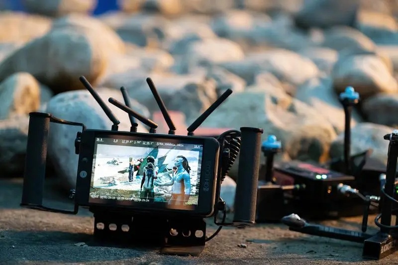 Первый взгляд на фильм «Аватар 3» тизерит эмоциональную сцену с Джейком Салли Первый взгляд на фильм «Аватар 3» тизерит эмоциональную сцену с Джейком Салли