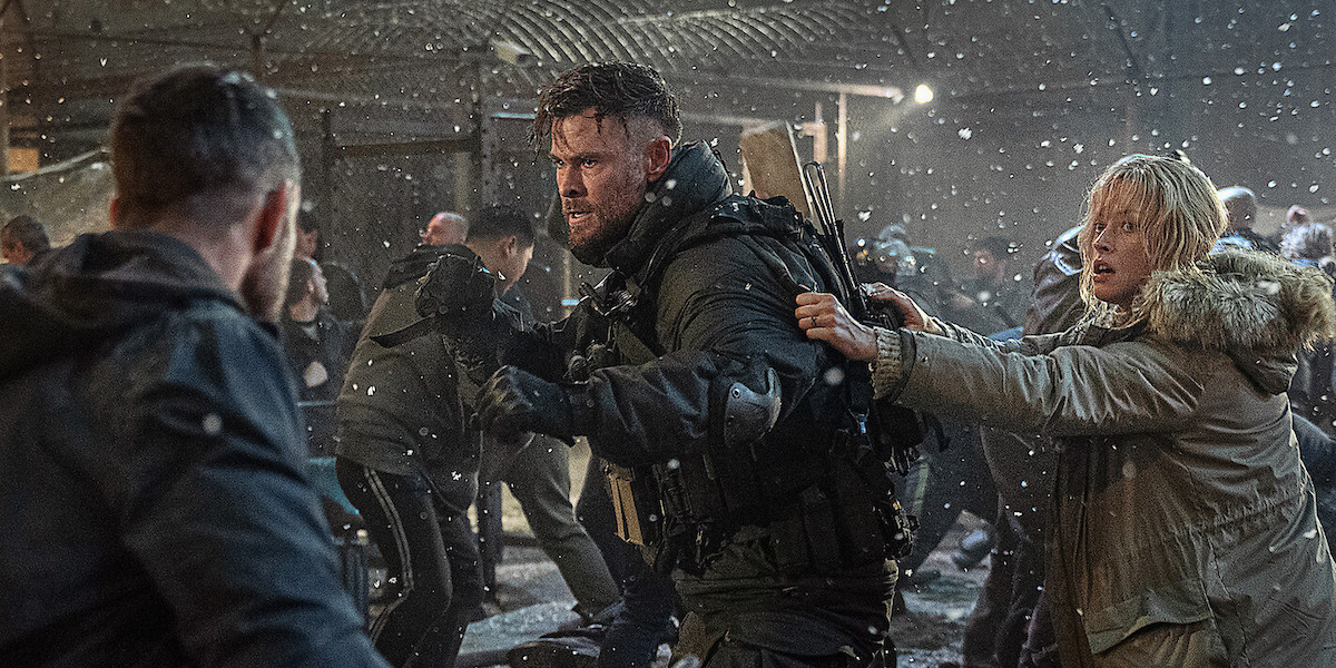 Рецензии и оценки фильма «Тайлер Рейк: Операция по спасению 2»: новый «Джон Уик»