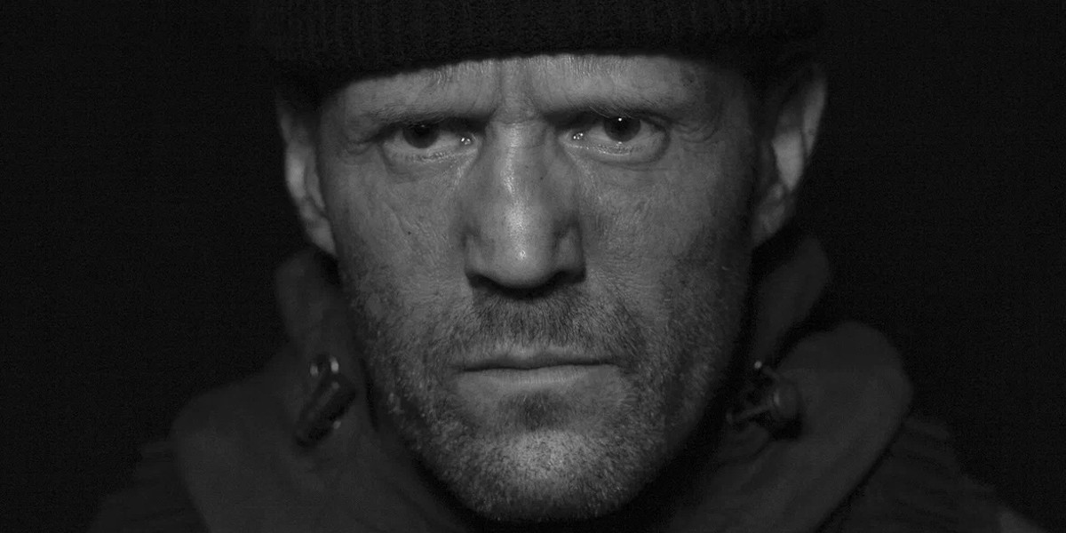 Новые кадры фильма «Неудержимые 4» показали Джейсона Стэйтема в экшен-сцене Новые кадры фильма «Неудержимые 4» показали Джейсона Стэйтема в экшен-сцене