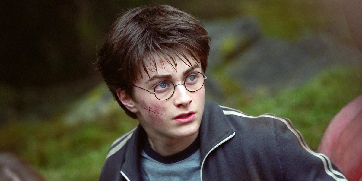 Сколько лет было Дэниэлу Рэдклиффу в каждом фильме о Гарри Поттере? Сколько лет было Дэниэлу Рэдклиффу в каждом фильме о Гарри Поттере?