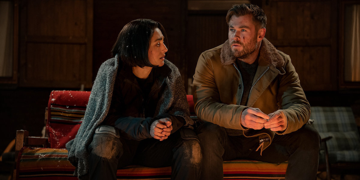 Фильм «Тайлер Рейк: Операция по спасению 2» можно посмотреть онлайн на русском