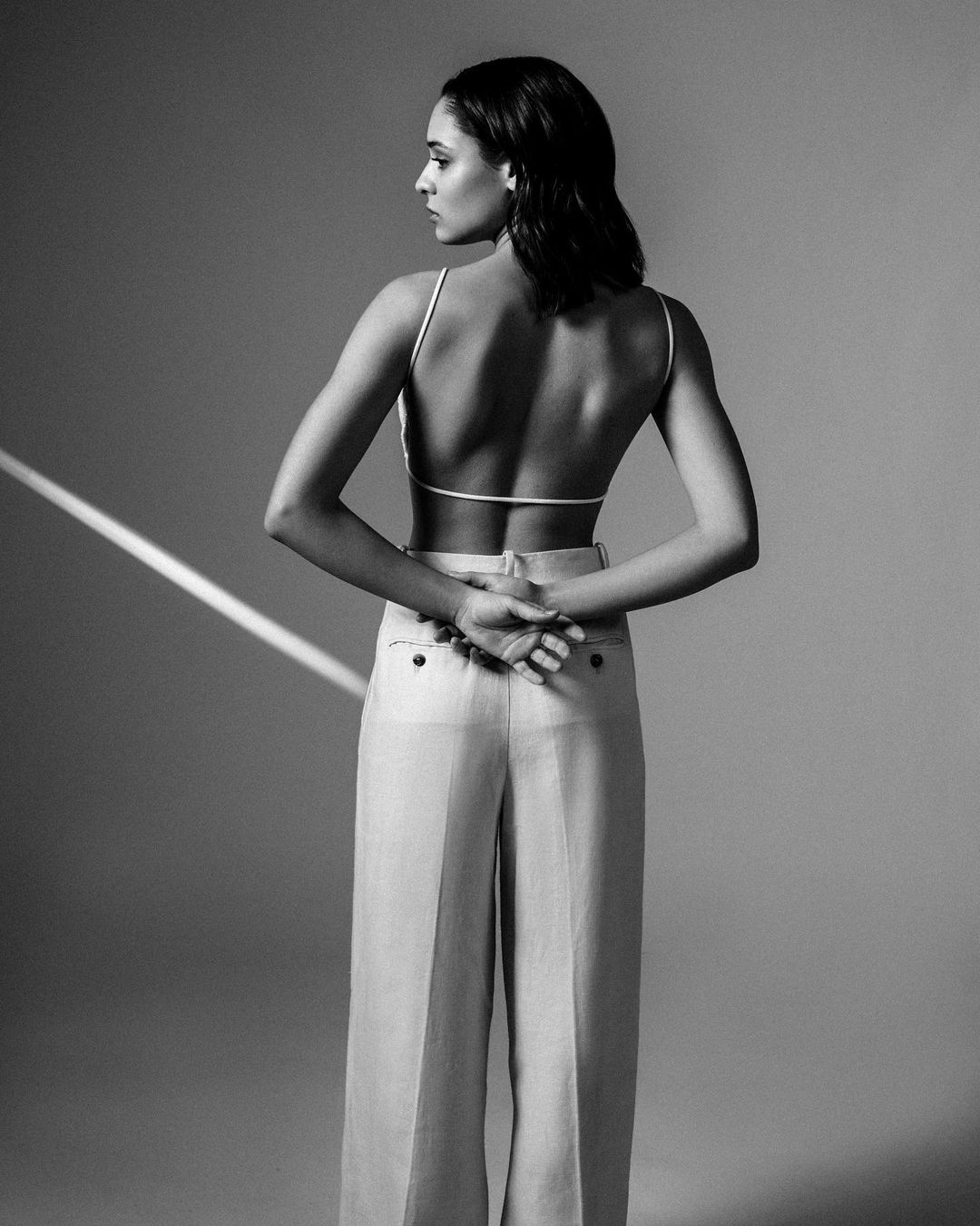 Новая Чудо-женщина? Даниэла Мелшиор без бюстгальтера снялась в фотосессии Новая Чудо-женщина? Даниэла Мелшиор без бюстгальтера снялась в фотосессии