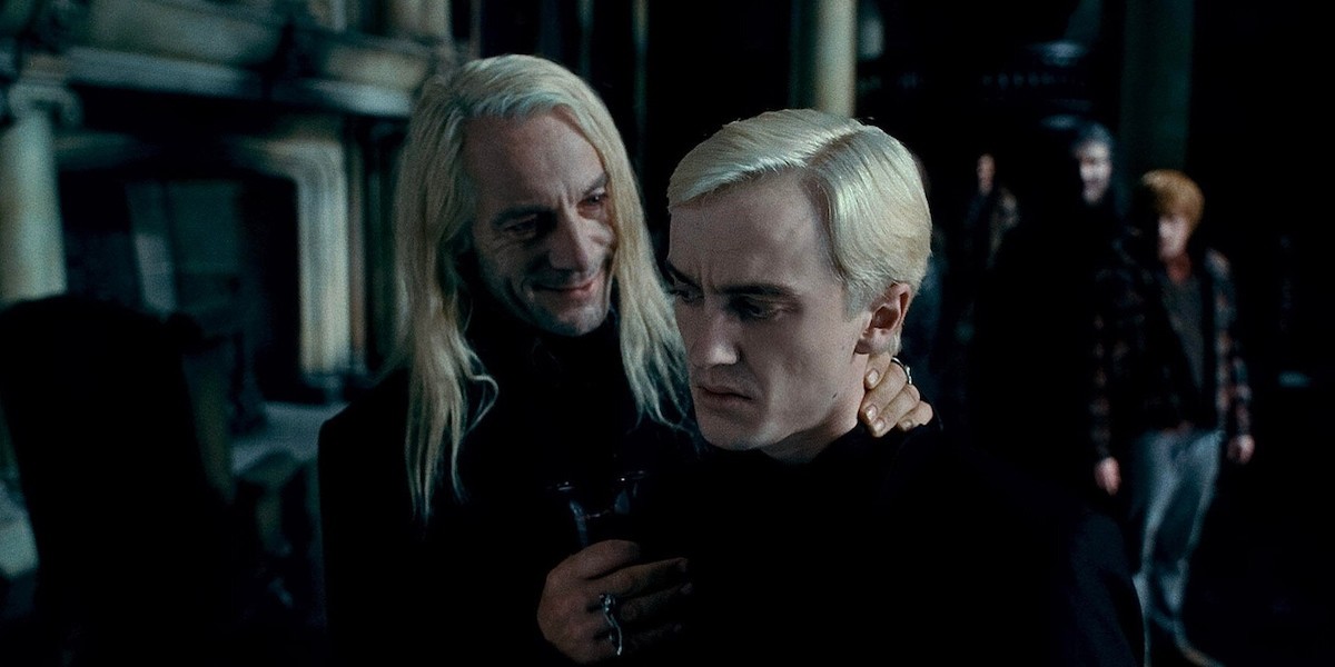 Джейсон Айзекс оправдал выход сериала «Гарри Поттер» Джейсон Айзекс оправдал выход сериала «Гарри Поттер»