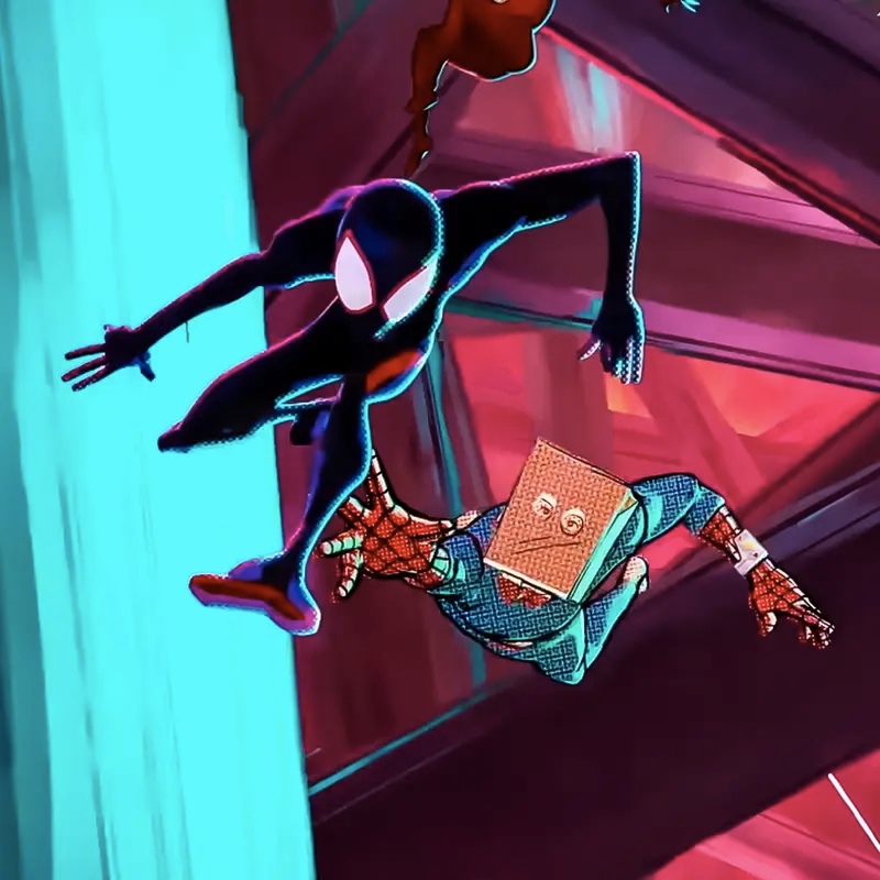 Показана отсылка на Фантастическую четверку, которую можно пропустить в «Человеке-пауке: Паутина вселенных»