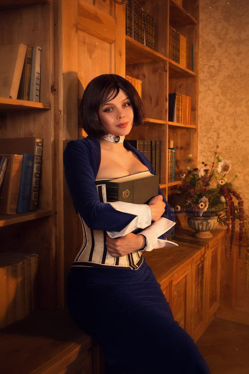 Модель сделала откровенный косплей на Элизабет из Bioshock Infinite Модель сделала откровенный косплей на Элизабет из Bioshock Infinite