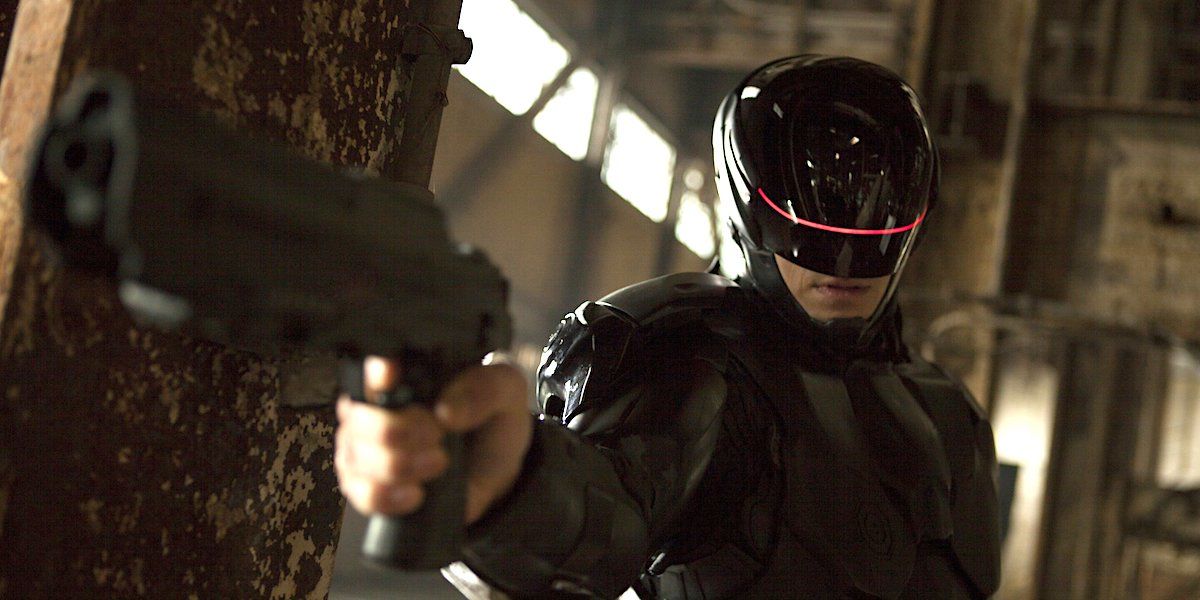 Главные недостатки перезапуска фильма «Робокоп» назвал Юэль Киннаман Главные недостатки перезапуска фильма «Робокоп» назвал Юэль Киннаман