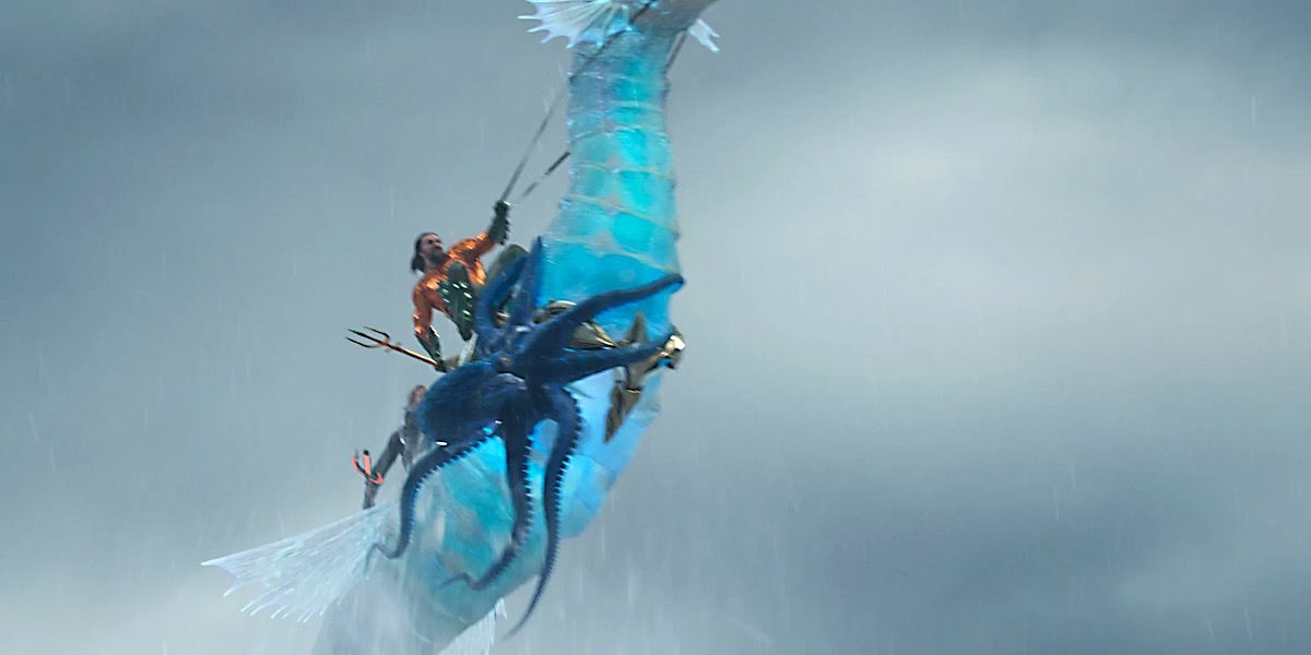 Джейсон Момоа оказался на морском коньке на новом постере «Аквамена 2»