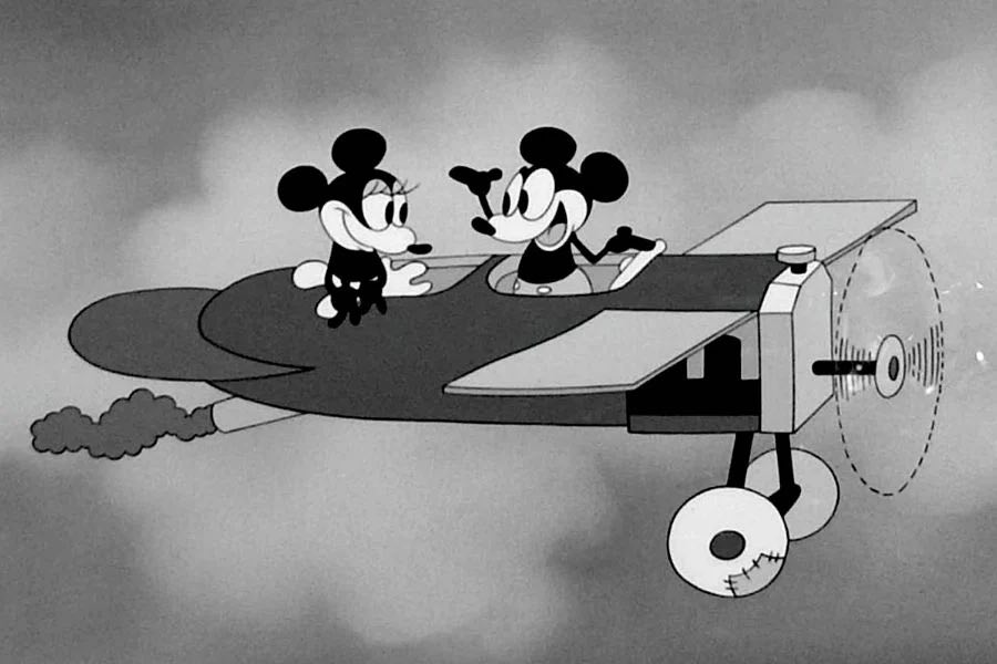 Хоррор с Микки Маусом теперь может снять любой - Disney потеряли права на персонажа