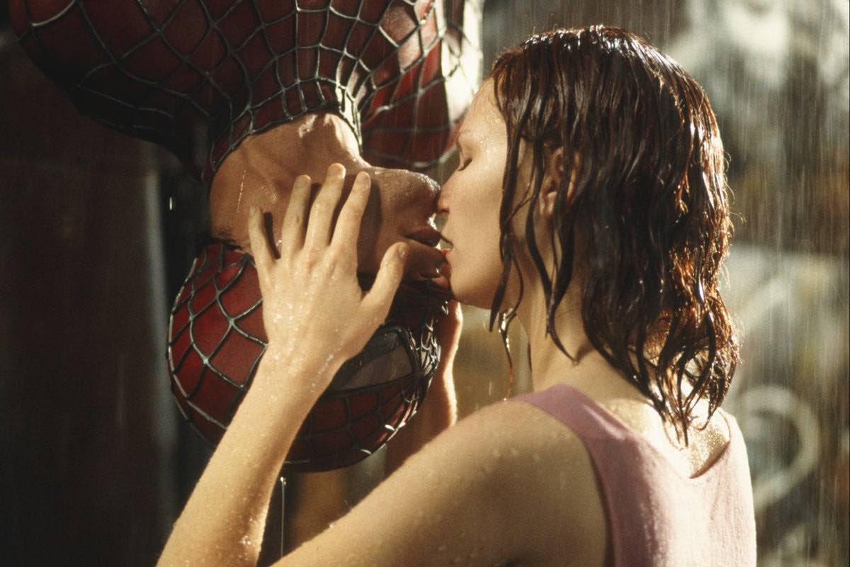 Тоби Магуайр не мог дышать: раскрыта проблема культовой сцены фильма «Человек-паук»